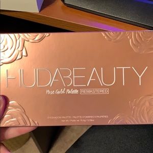 Huda beauty rose gold remastered